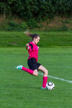 Bild 27 - B-Juniorinnen TSV Gnutz o.W. - SV Wahlstedt : Ergebnis: 1:1